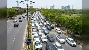 India Auto Retail Sales Hit Record High in June: FADA