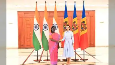 President Murmu Invites Moldova to Invest in India