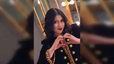 Mannara Chopra Targeted by Trolls Over New Dance Video